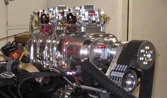 Engine with blower